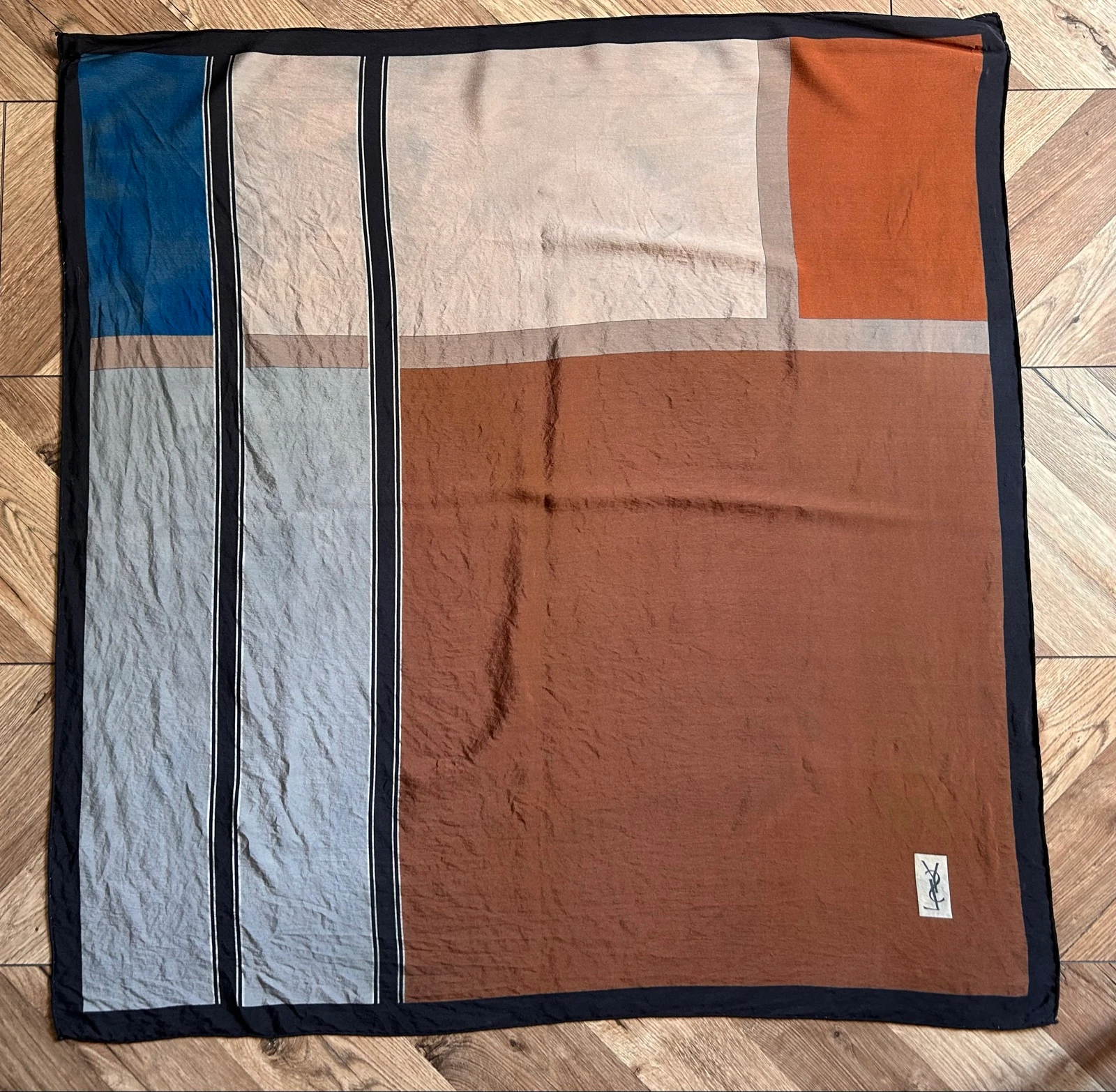 Silk Square - Vintage Geometric Pattern (85x85 cm) – photo 8